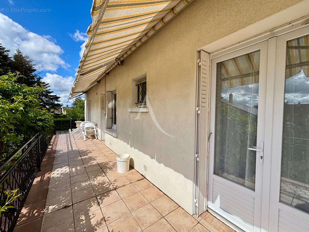 Maison de qualité idéalement située - photo 12