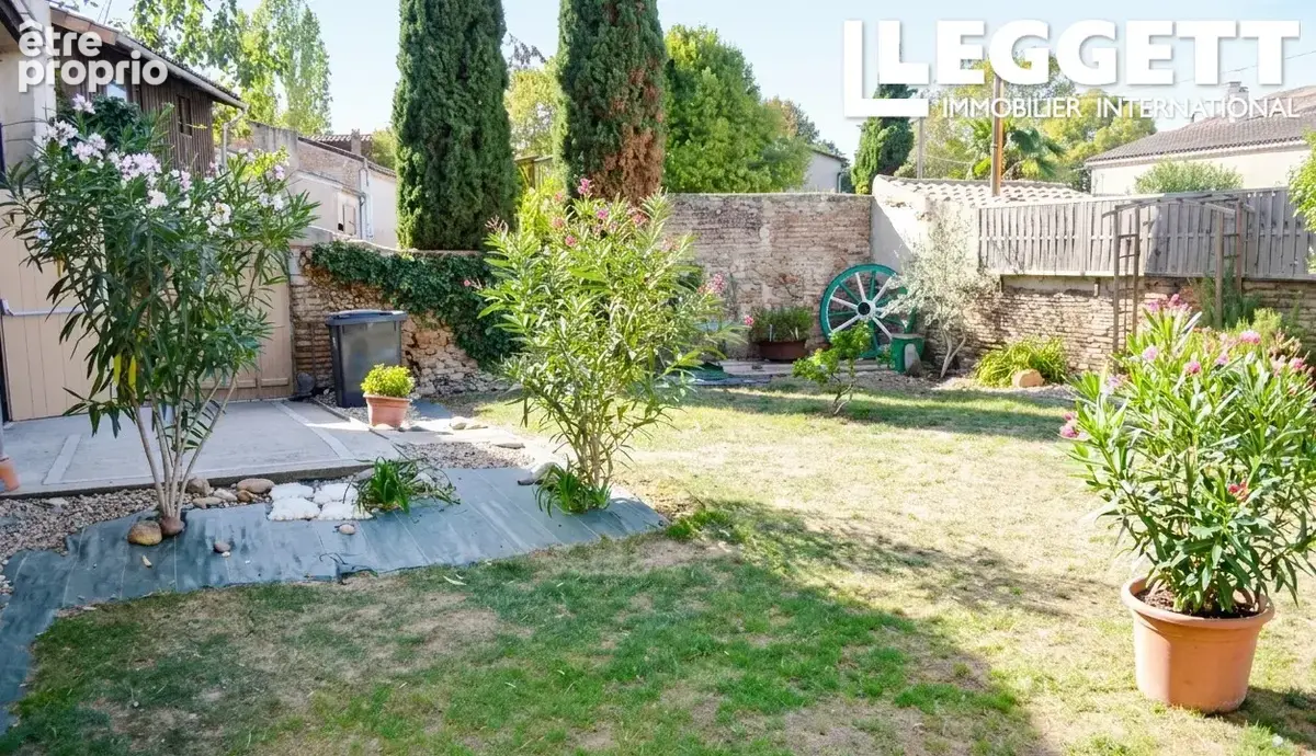 Bien pour projet événementiel. Ensemble immobilier comprenant une salle de réception et un studio attenant - photo 3