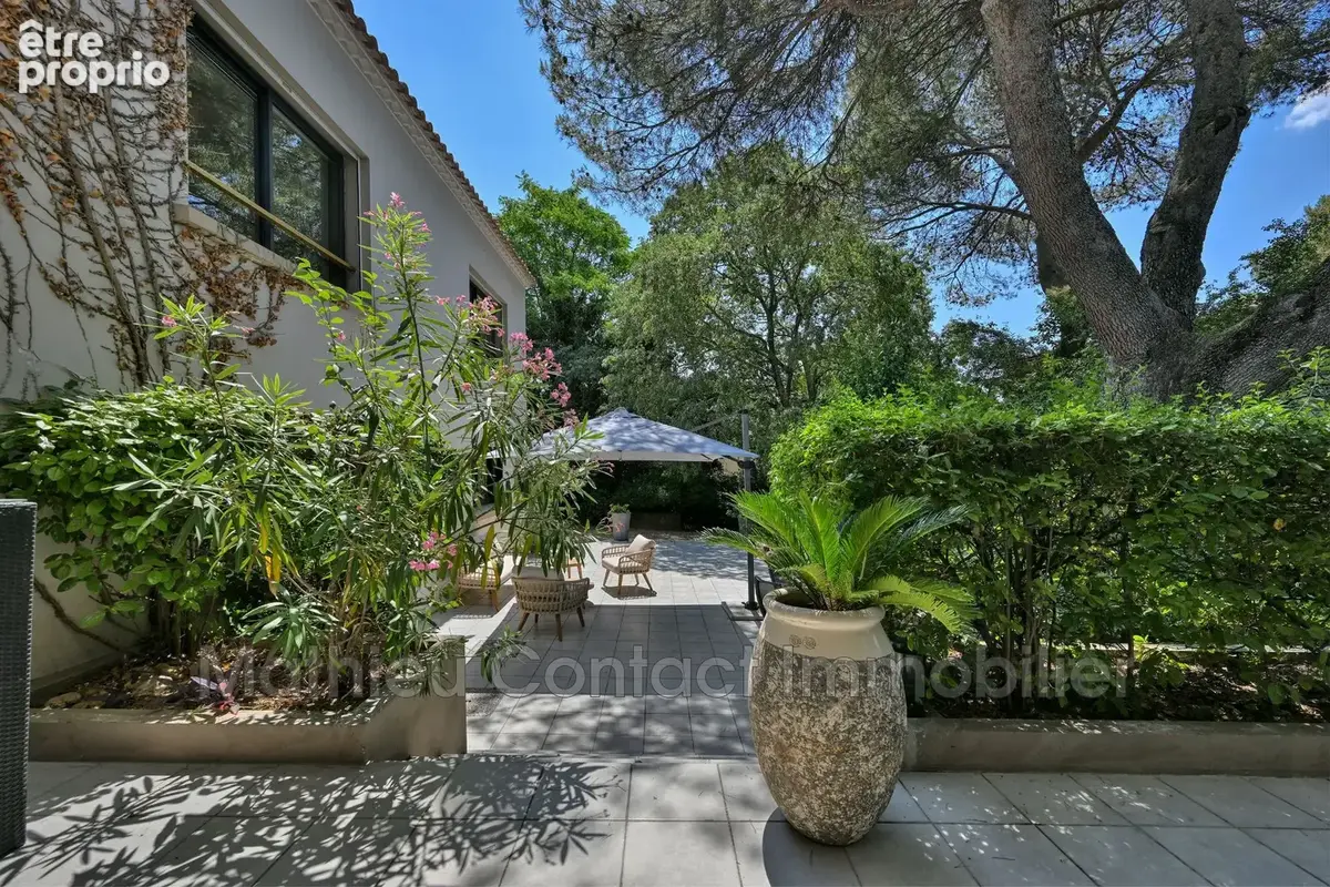 Maison 6 pièces 194 m² à vendre à Nimes (30900) - photo 3