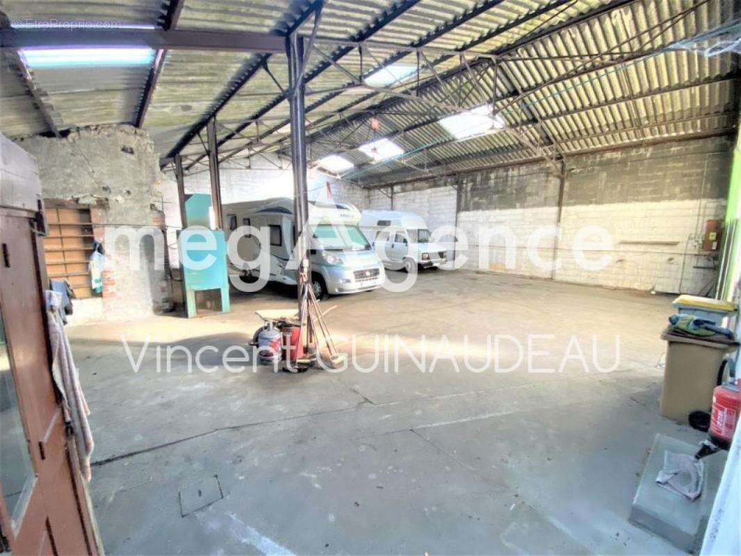 Maison à SAINT-CHRISTOPHE-DU-BOIS