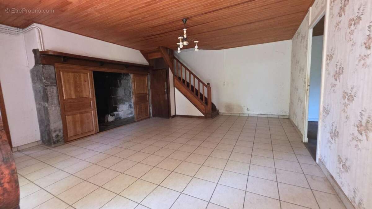 Maison 120 m² à Ally  - photo 3