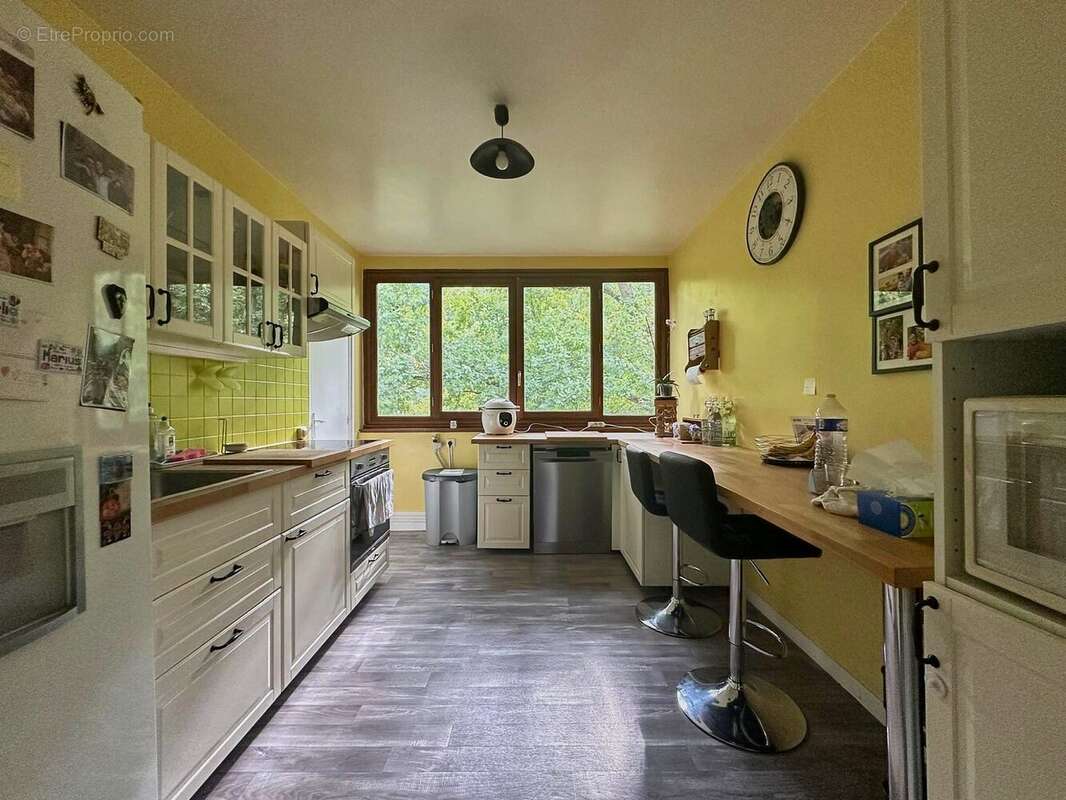 Appartement à FONTENAY-LE-FLEURY