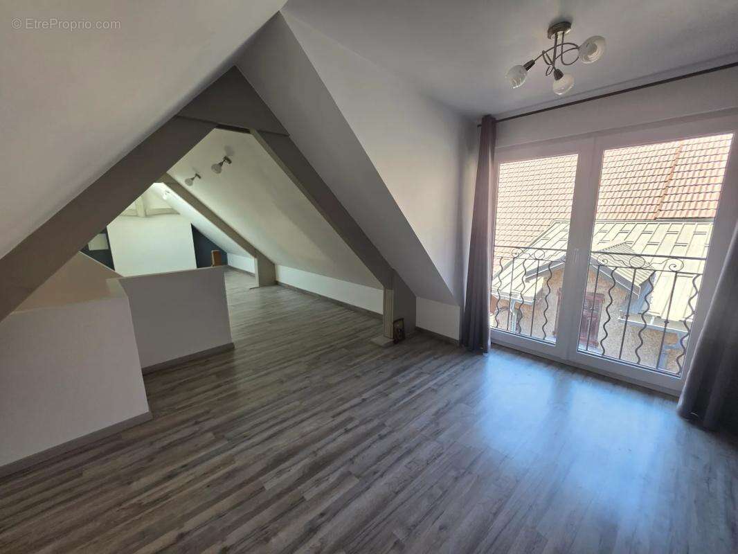 Maison à REMOLLON