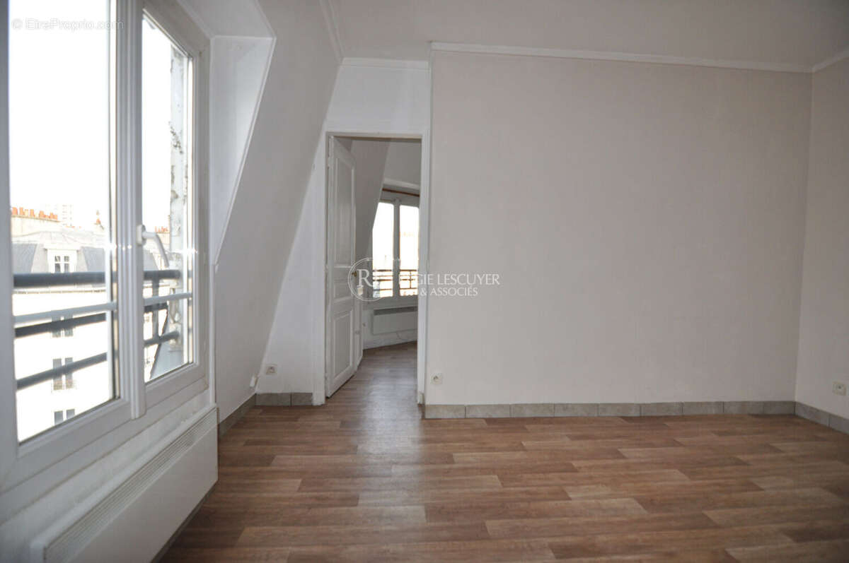 Appartement à PARIS-12E