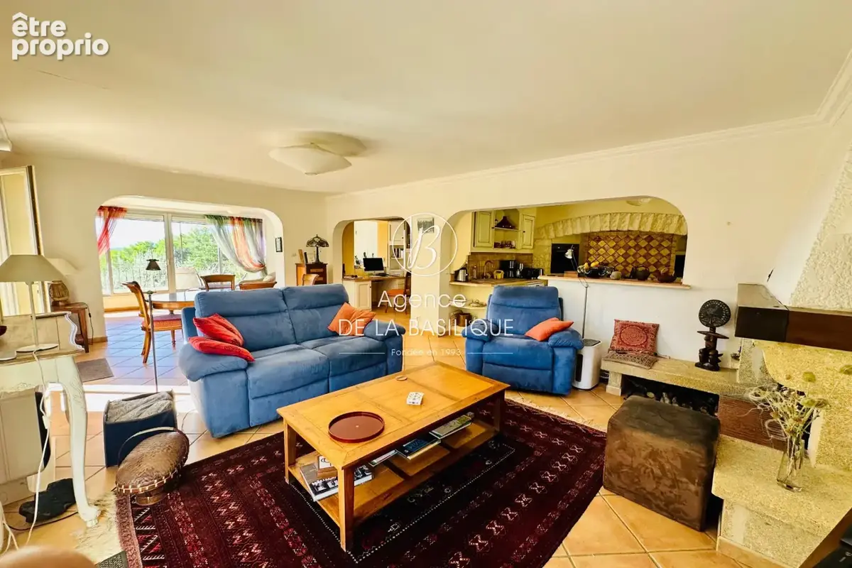 Maison 4 pièces 130 m² à vendre à Varages (83670) - photo 8