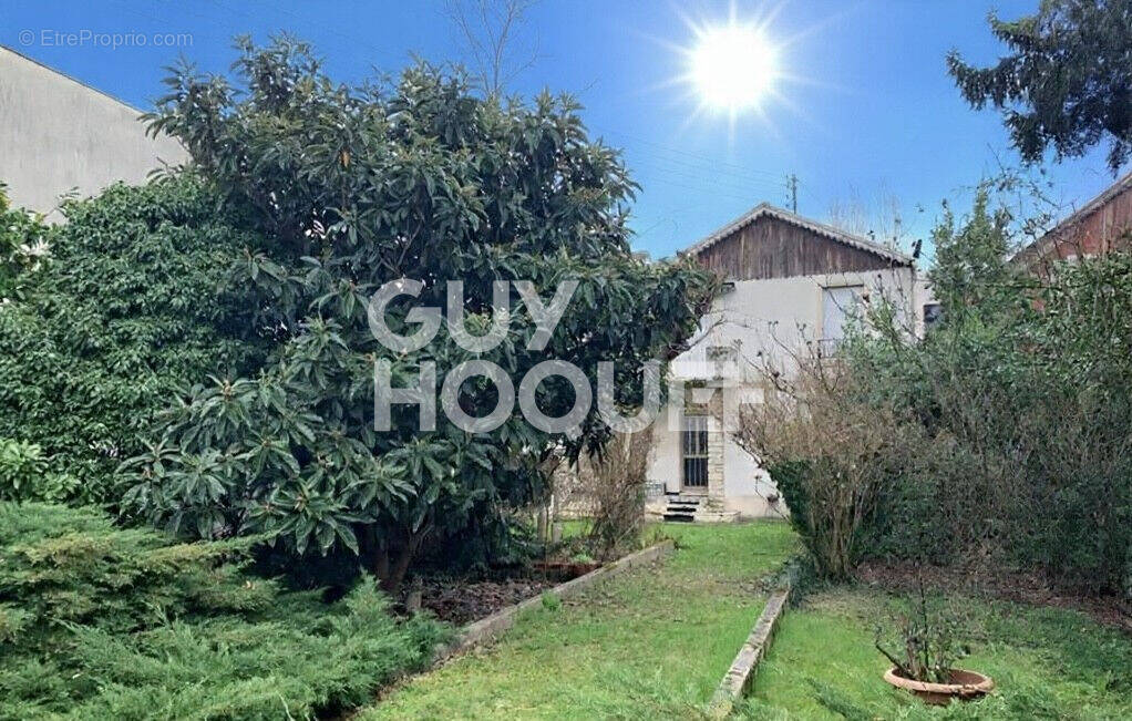 Maison à BOIS-COLOMBES