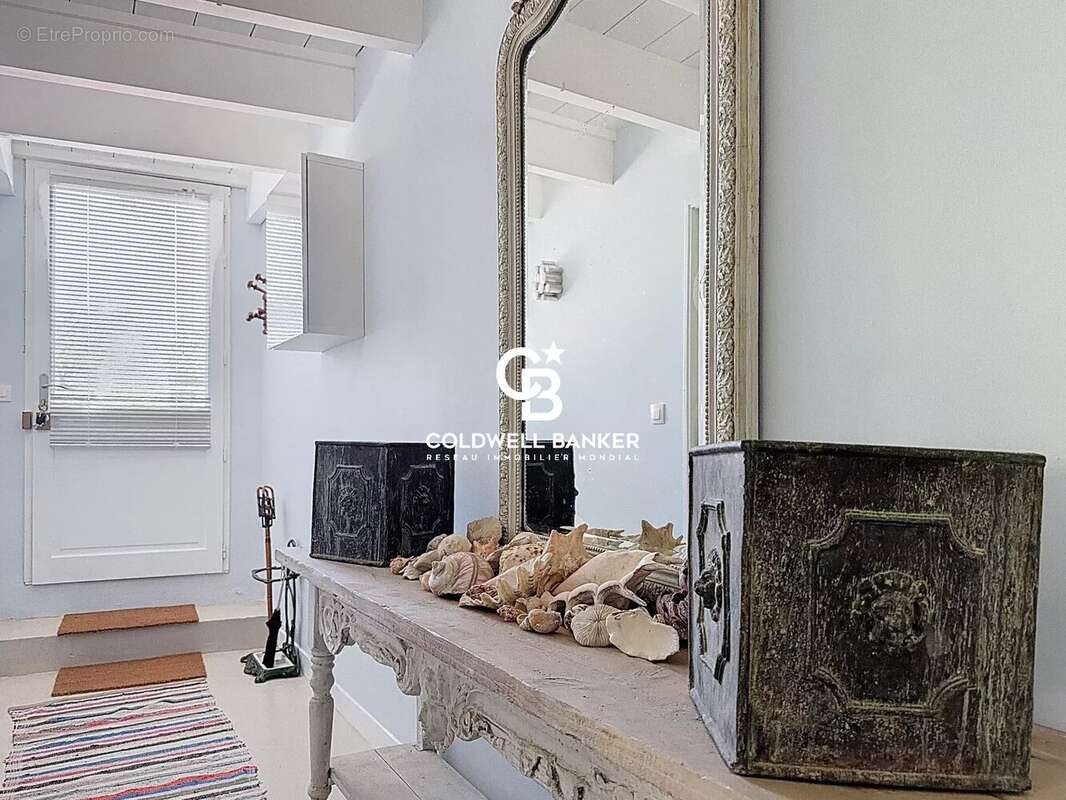 Maison à MORTAGNE-SUR-GIRONDE