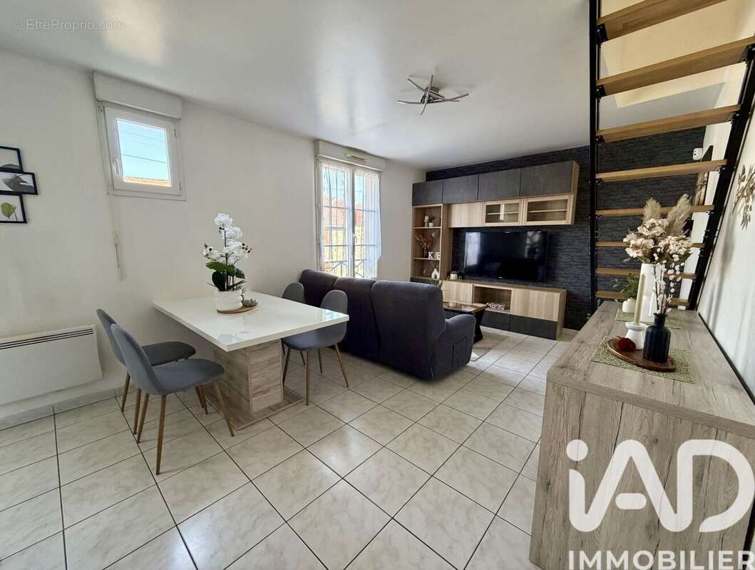 Photo 2 - Appartement à LEUVILLE-SUR-ORGE