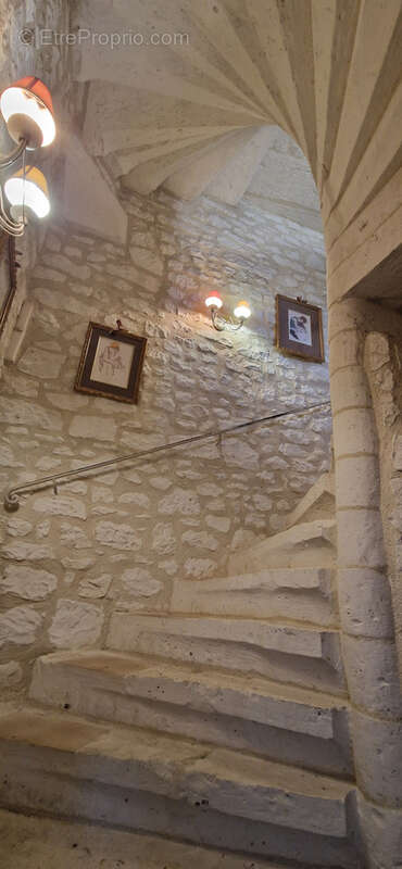 Maison à CHAMPIGNY-SUR-VEUDE