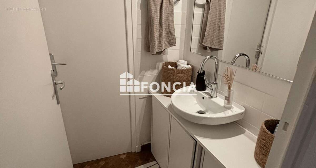 Appartement à SAINT-ISMIER