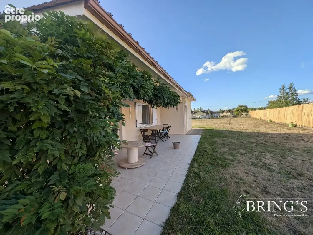 Maison 137 m² à Neuvic  - photo 4