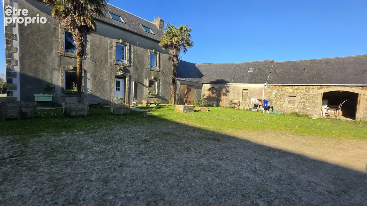 Rare à la vente   ensemble équestre sur plus de 5 hectares   argol - photo 1