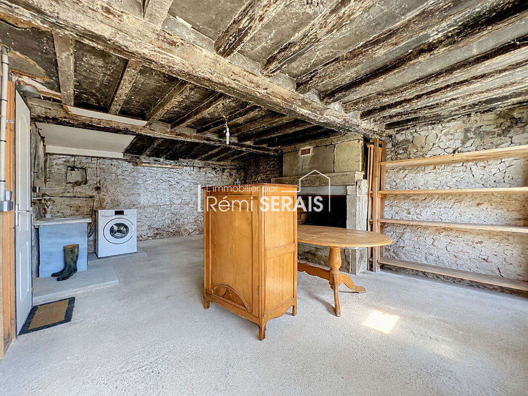 Maison de Charme avec 1 hectare de terrain aux portes de Falaise - photo 12
