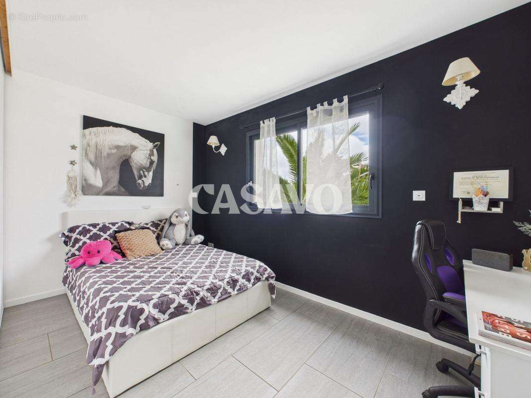 Maison à REVENTIN-VAUGRIS