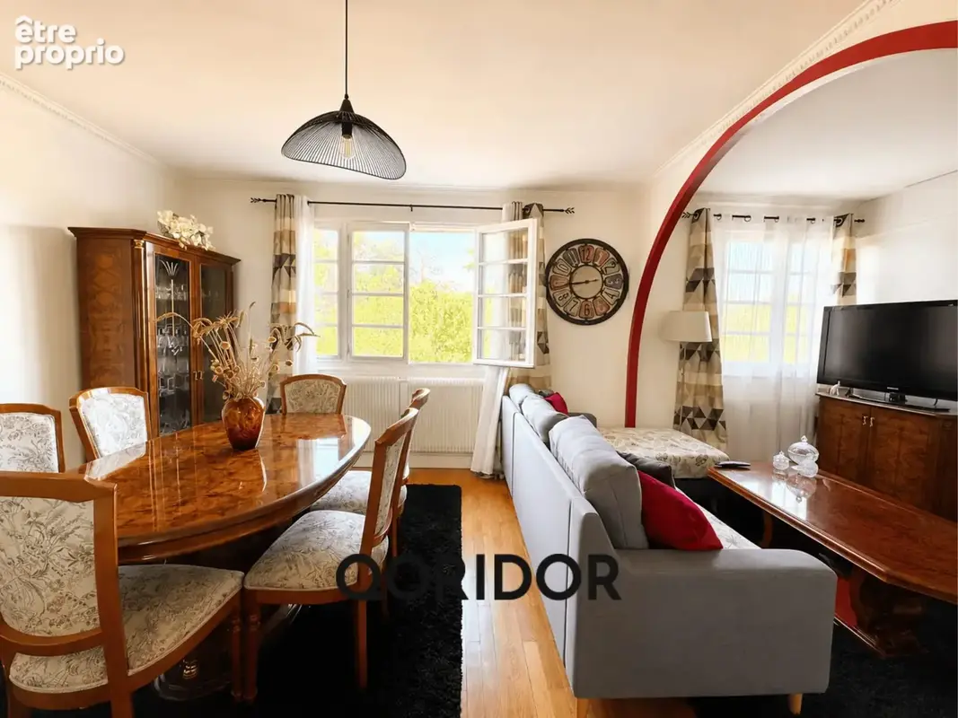 Maison 6 pièces 130 m² à vendre à Vaulx-En-Velin (69120) - photo 7
