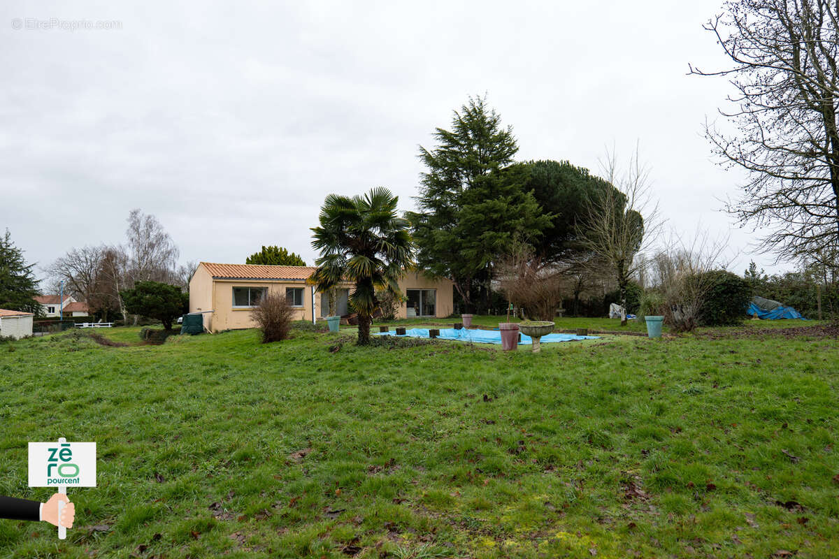 Maison avec piscine à vendre à Château-Guibert (Vendée)   Calme absolu, 4 chambres, sous-sol complet, terrain - photo 18