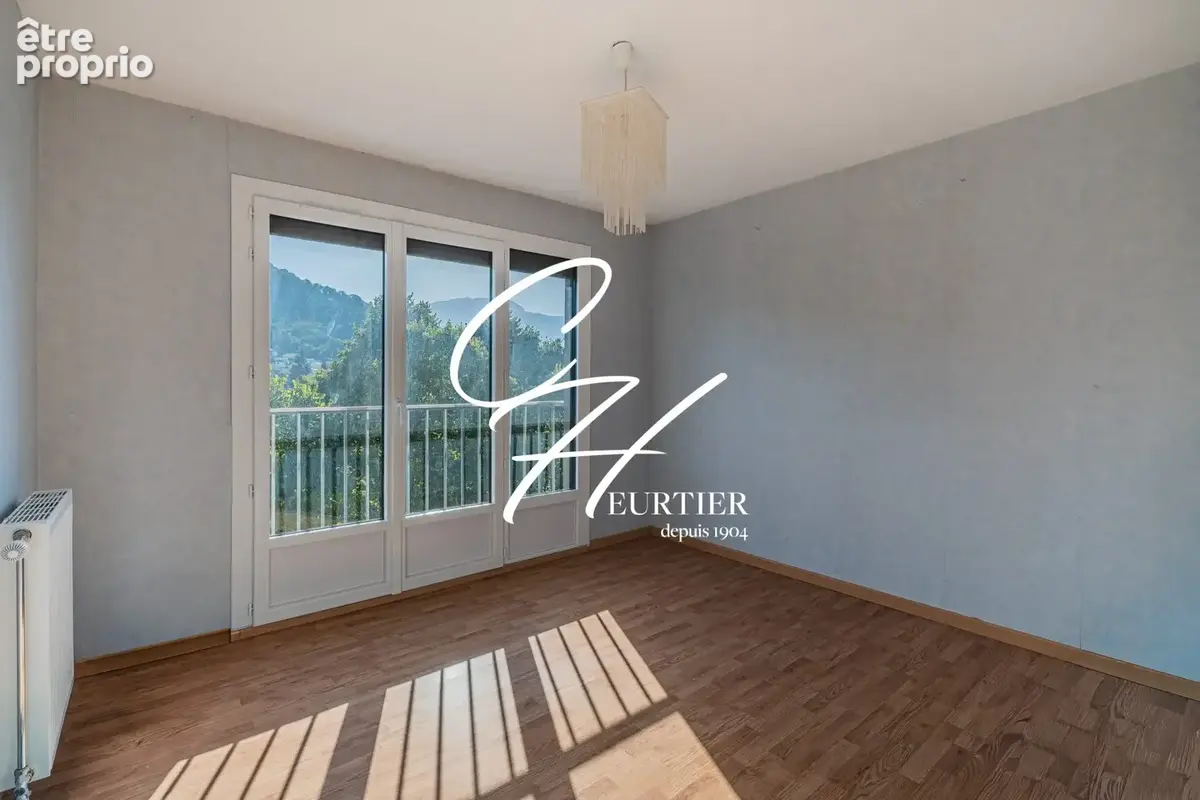 Appartement 4 pièces 88 m² à vendre à Voiron (38500) - photo 8
