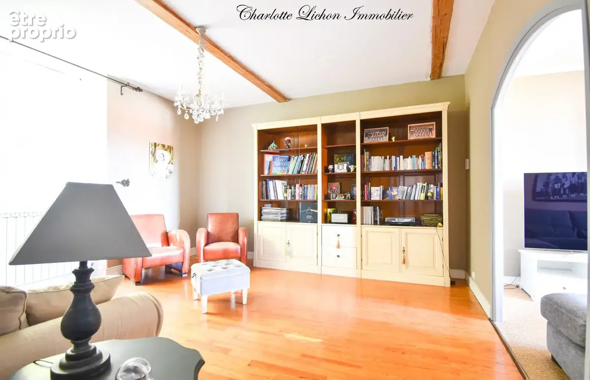 Maison 270 m2 - 5 chambres - double garage - photo 56