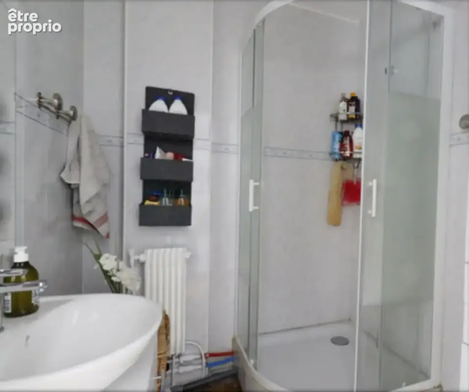 Dpt Bouches du Rhône (13), à vendre appartement T4 avec terrasse fermée et loggia - photo 10