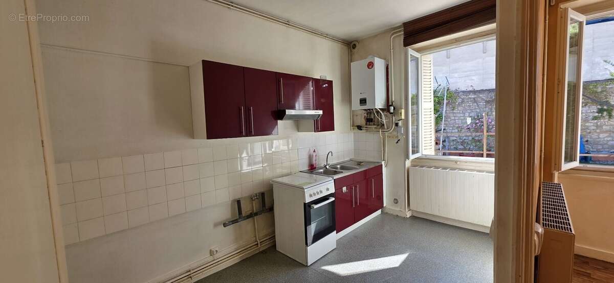 Le charme de l'ancien au cur de Poitiers:Appartement T3 60m² - photo 2