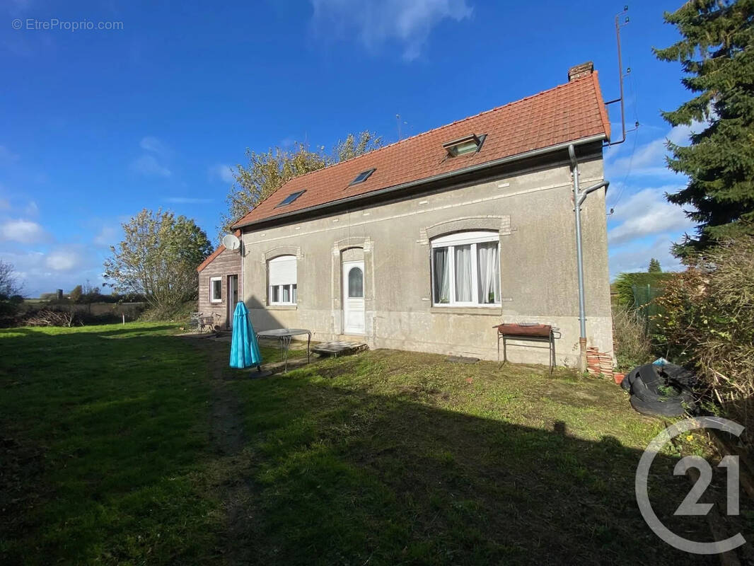 Maison à YTRES