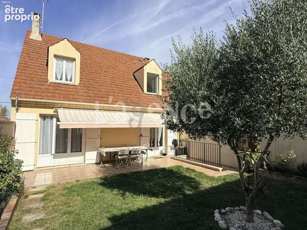 Photo Maison à Claye-Souilly au prix de 412 000€