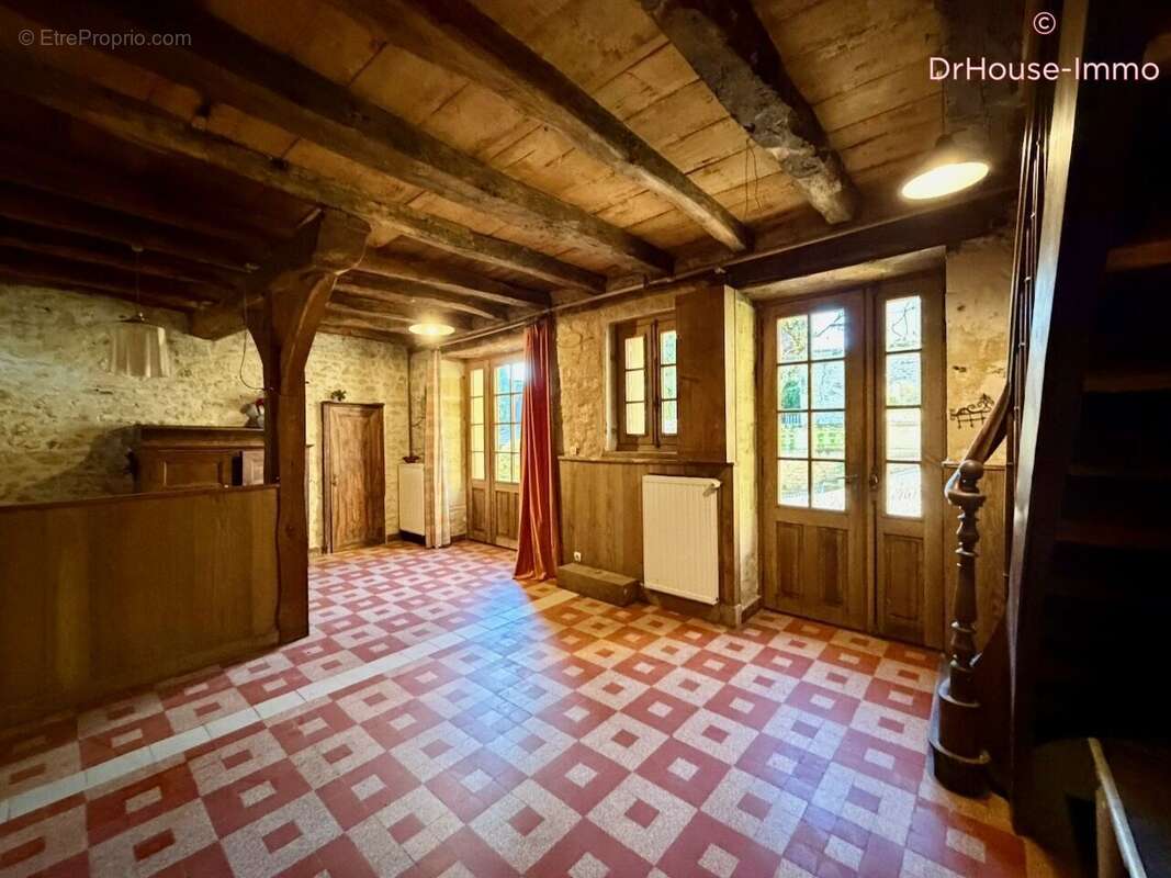 Maison à PLAZAC