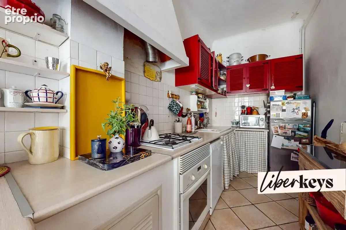 Aubagne centre T4 atypique ~87m² + terrasse ~16m² et des rangements - photo 5