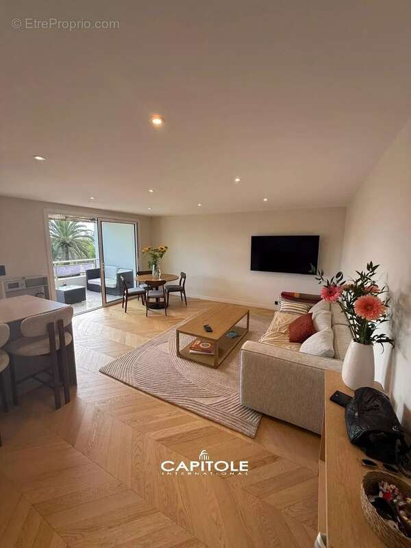 Appartement à CAGNES-SUR-MER
