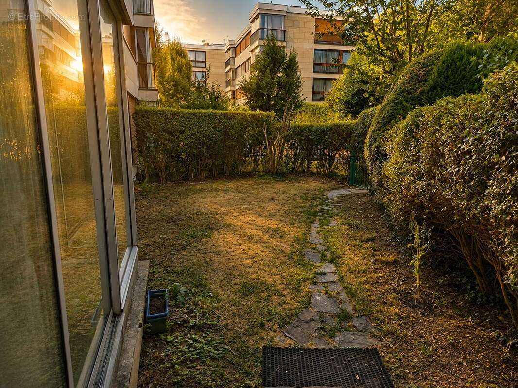 Appartement à FONTENAY-LE-FLEURY