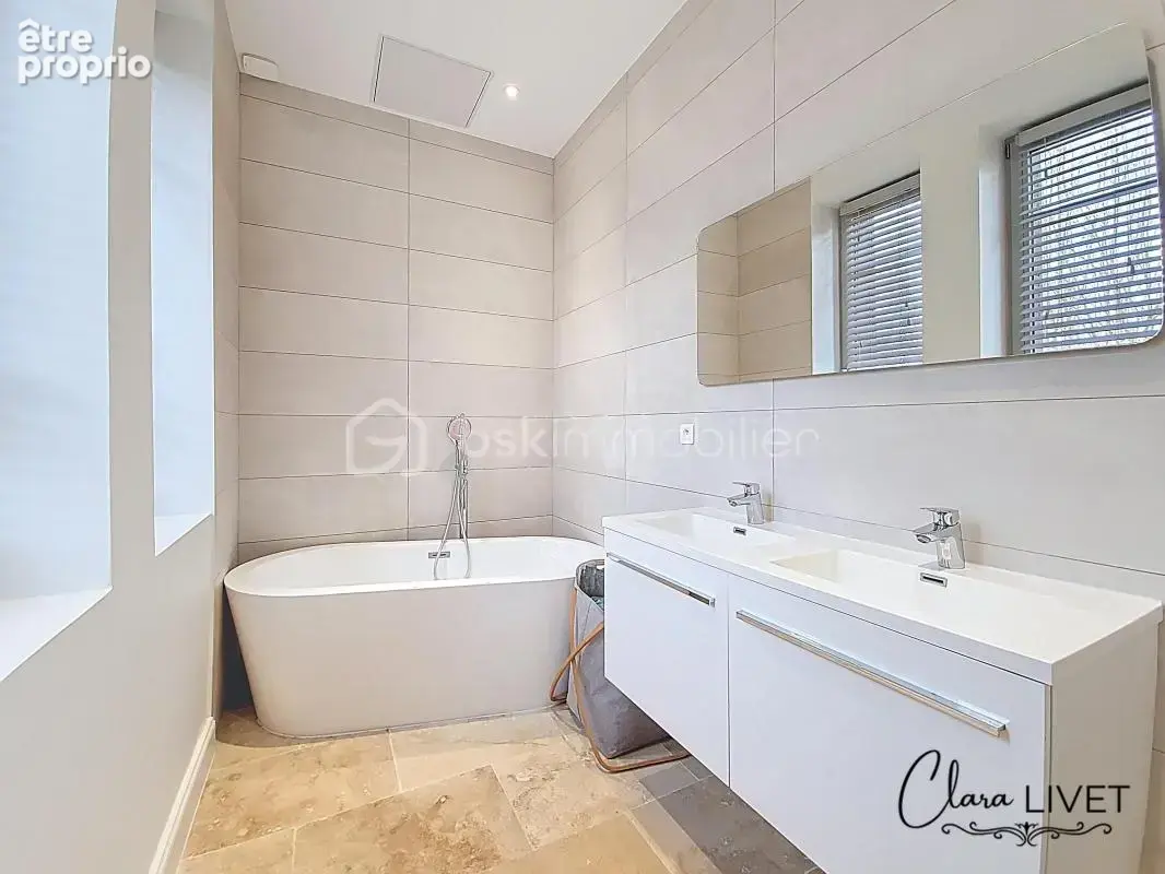  Exclusivité – T3 de charme dans maison de maître du XIXe siècle – Limas  - photo 11