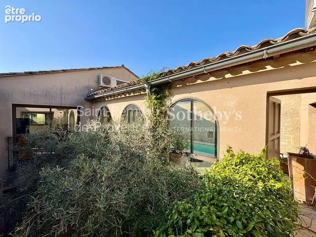 Maison de charme avec piscine au cœur de Maussane-les-Alpilles - photo 5
