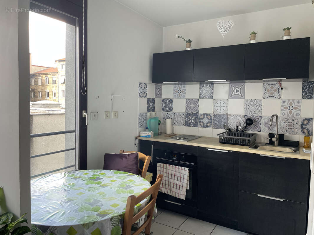 Appartement à SAINT-ETIENNE