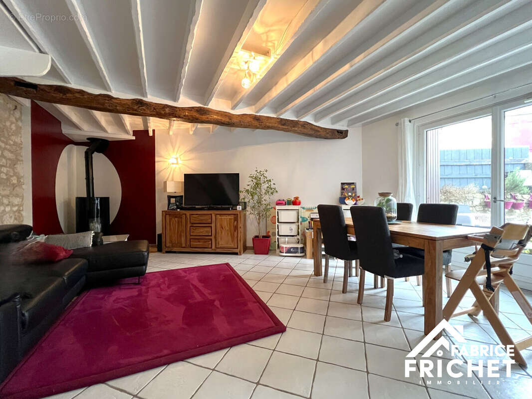 Maison à BENNECOURT