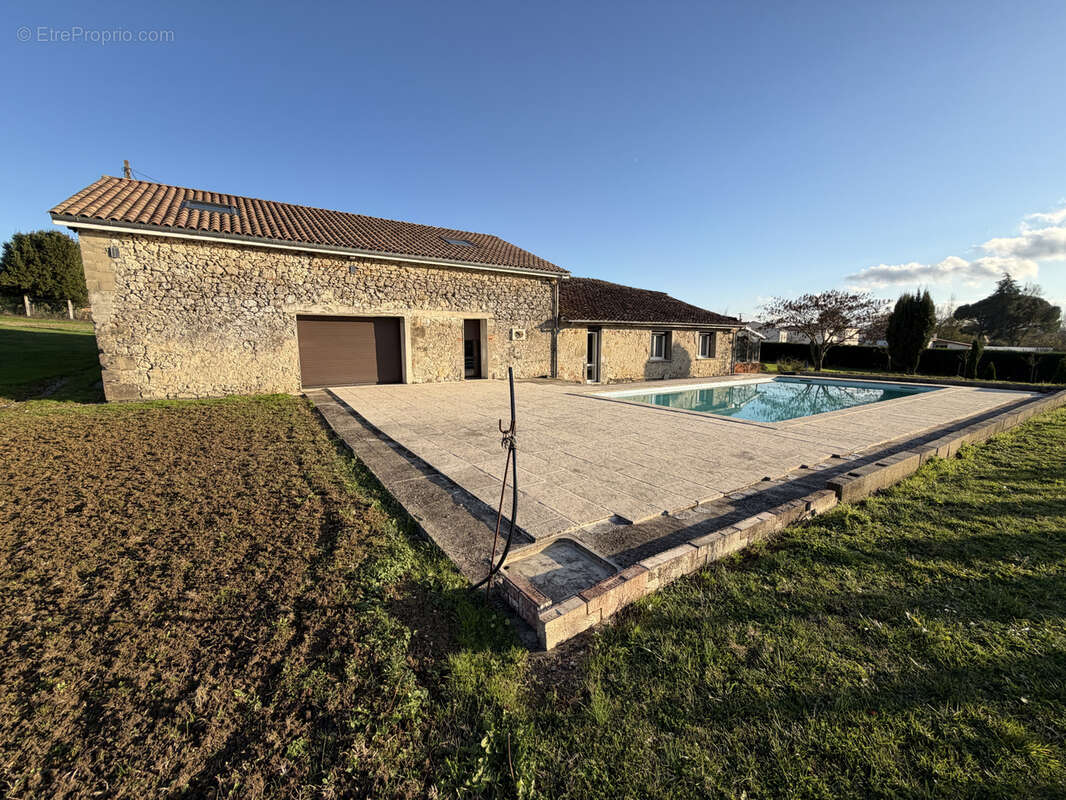 Maison à VERTEUIL-D&#039;AGENAIS