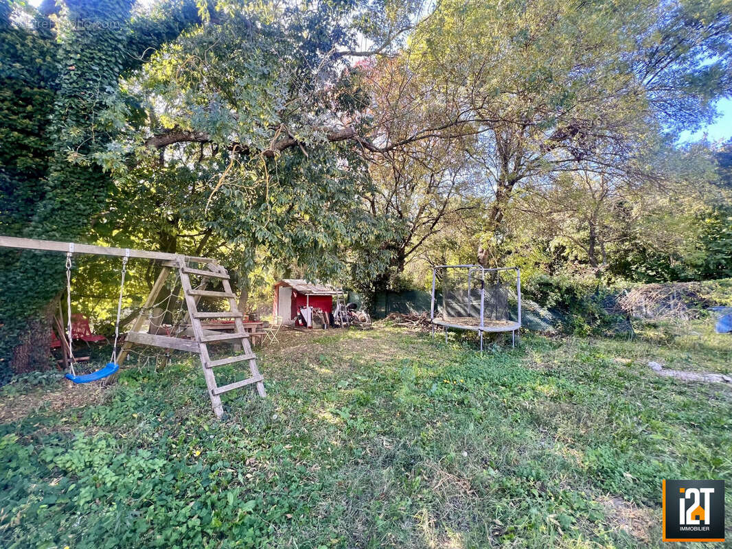 Appartement à SAINT-MAMERT-DU-GARD