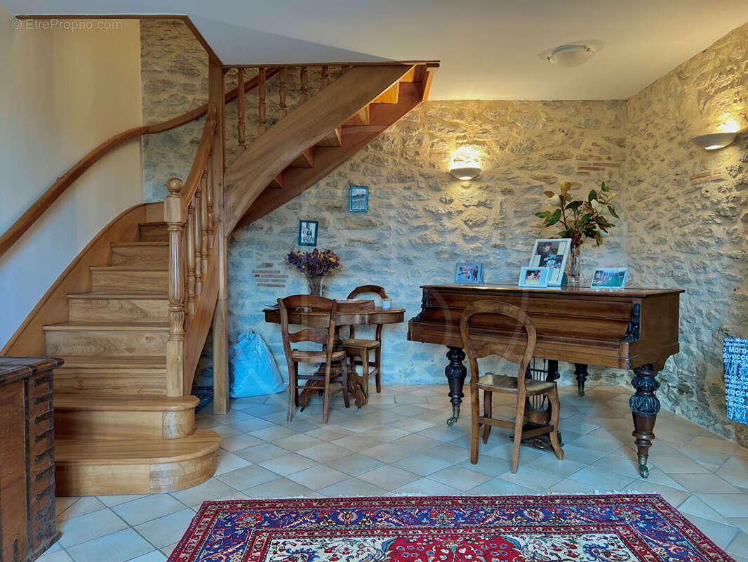 Maison à MONSEGUR