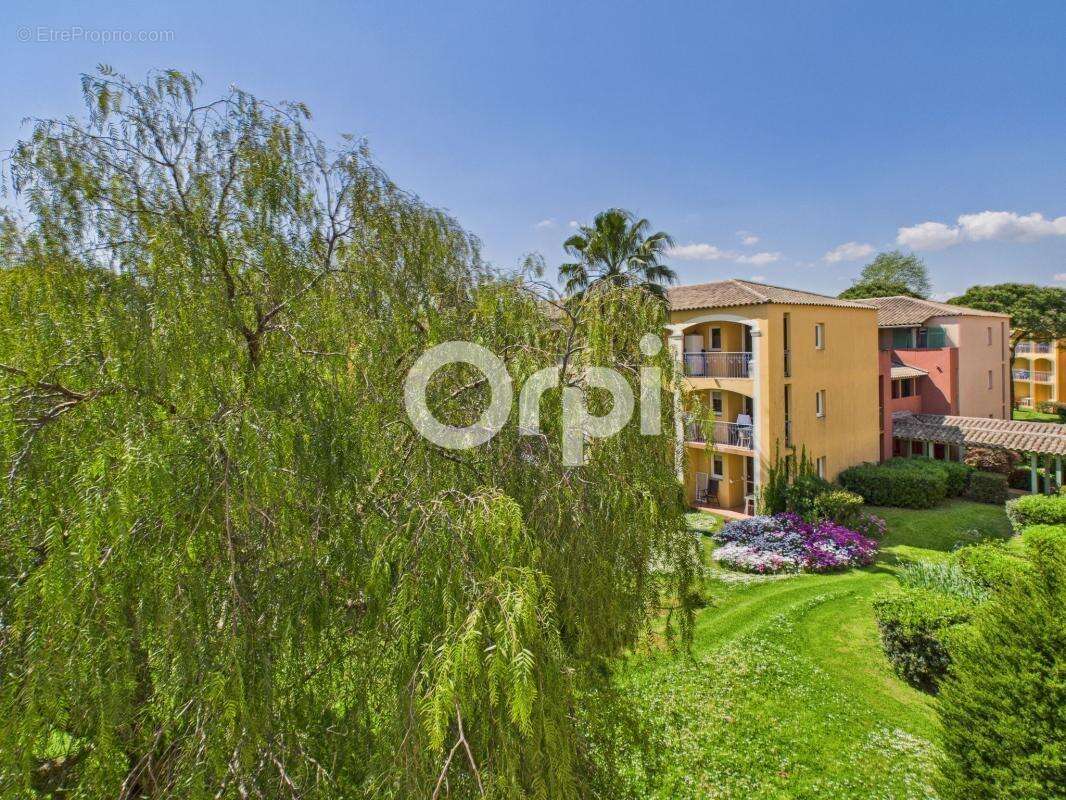 Appartement à MANDELIEU-LA-NAPOULE