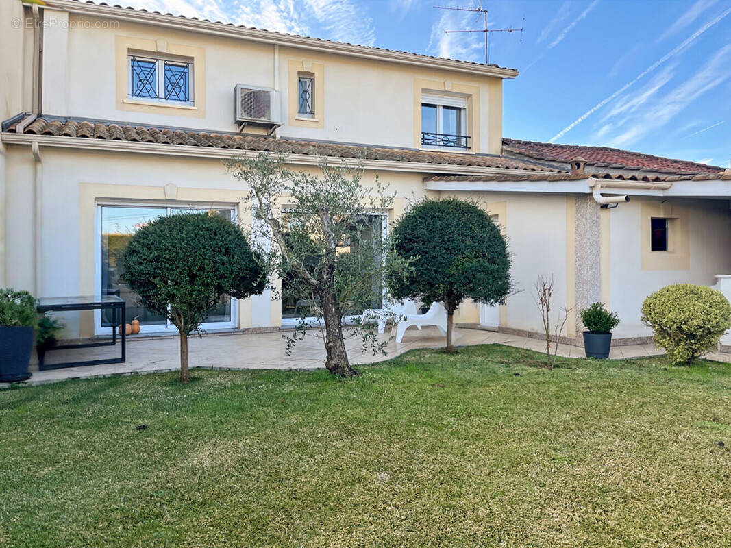 Maison à LE BOUSCAT