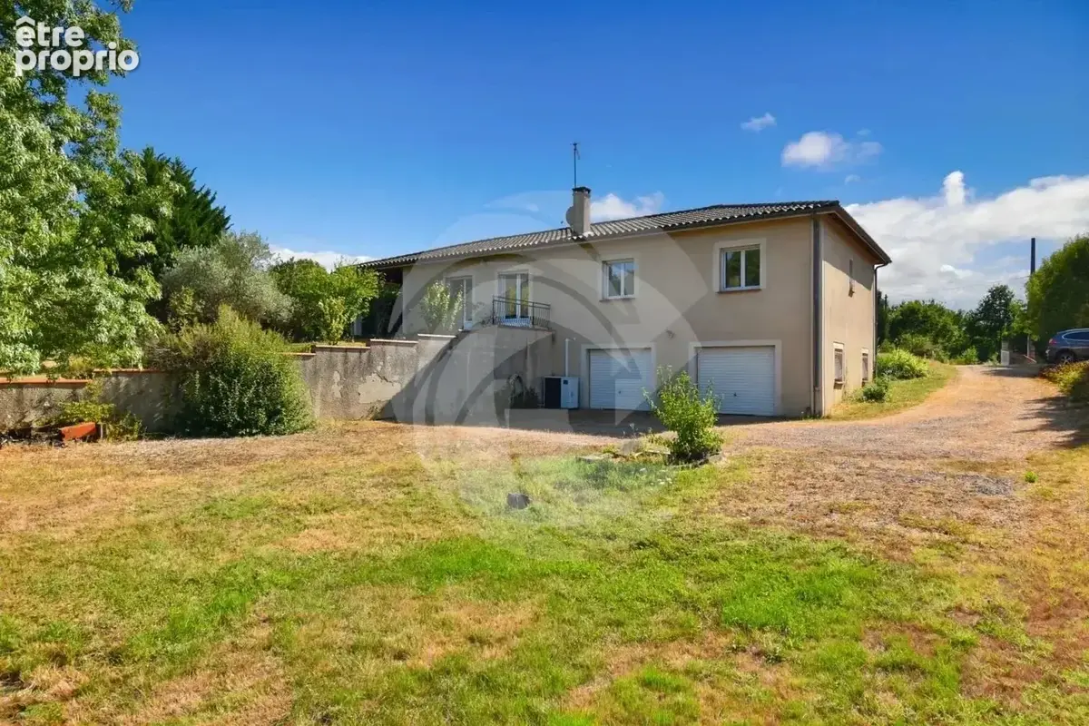 Maison T5 de 2003 avec sous-sol complet et grand terrain à Mirabel - photo 13