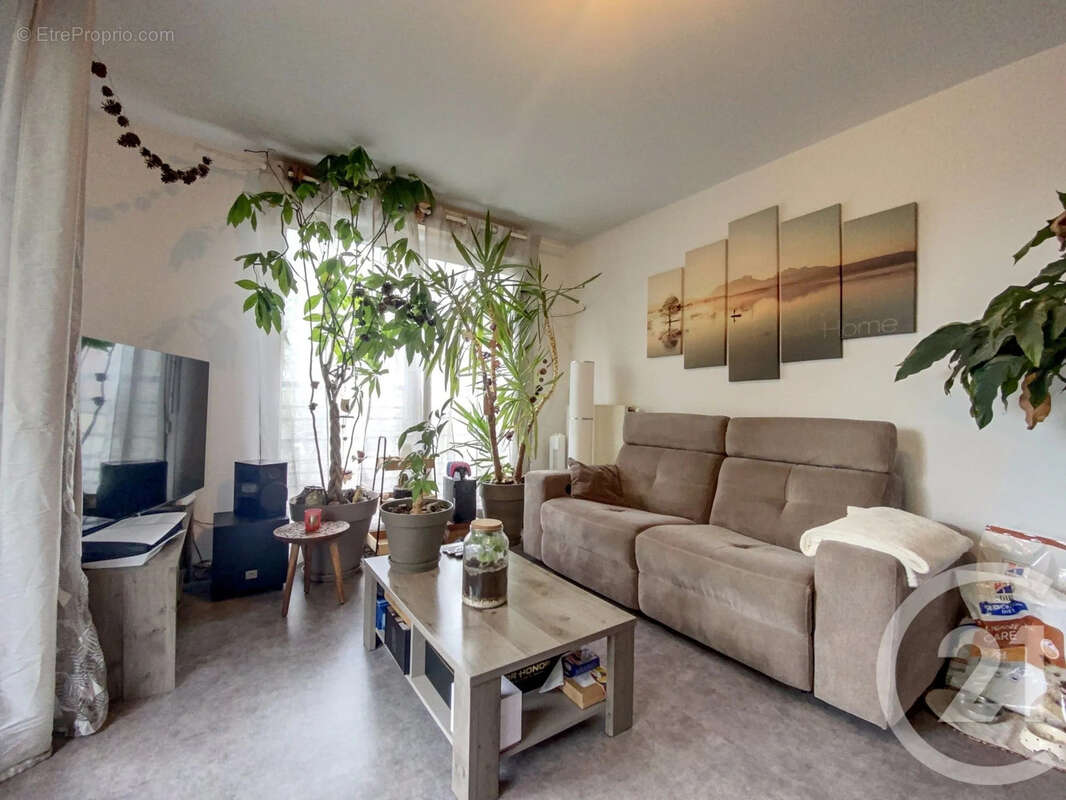 Appartement à AULNAY-SOUS-BOIS