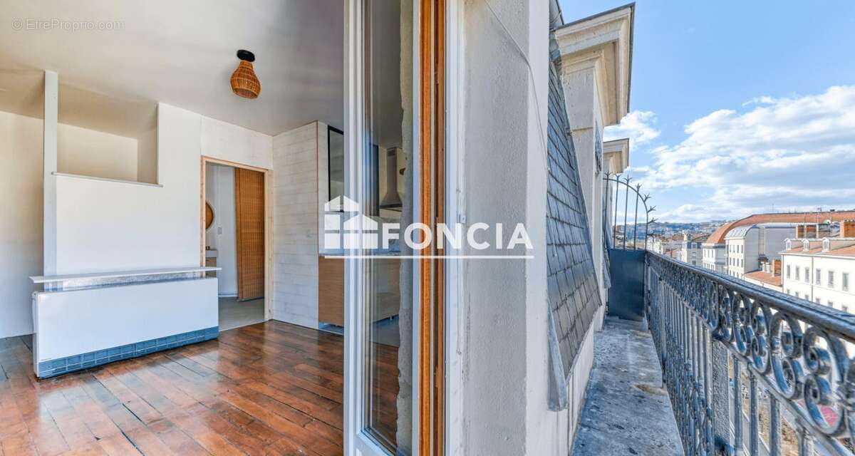 Appartement à LYON-7E