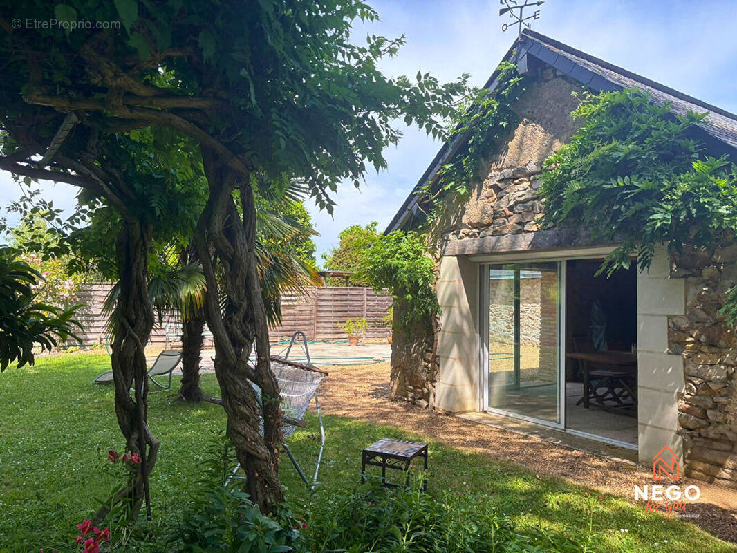 Maison à ETRICHE