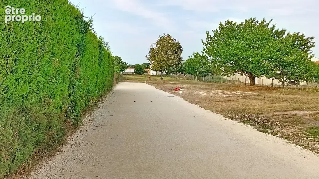 Terrain à COZES