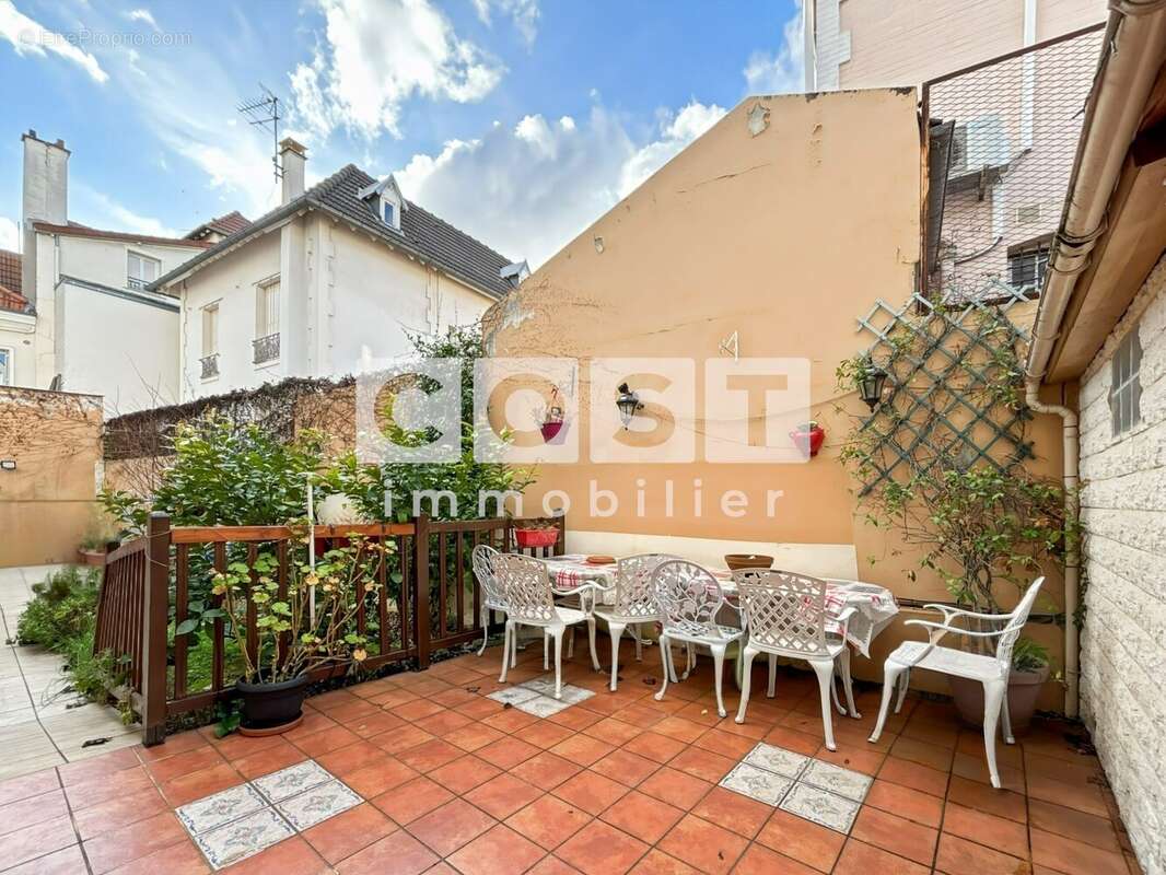 Appartement à BOIS-COLOMBES