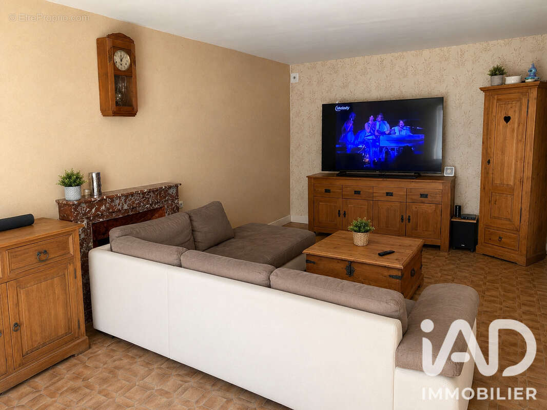 Maison 195 m² à Contrevoz  - photo 4