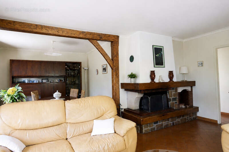 Chamoy - Pavillon de plain-pied de 90 m² sur sous-sol total – Terrain de 1 420 m² - photo 5