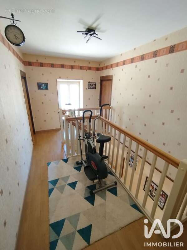 Maison 142 m² à Venesmes  - photo 9