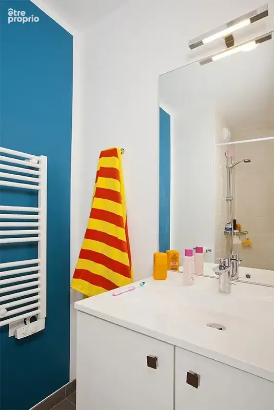 Investissement locatif - studio 1e étage + parking - photo 2