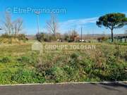 Terrain à MONTGISCARD
